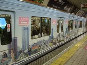 車体ラッピング